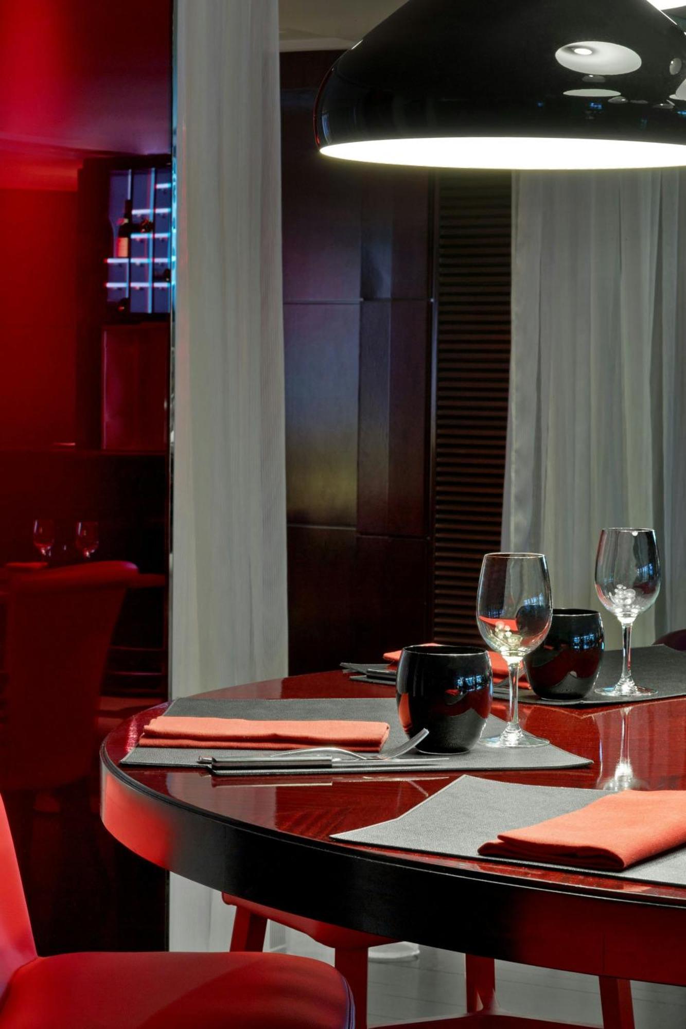 Le Meridien Etoile Paris Exterior photo